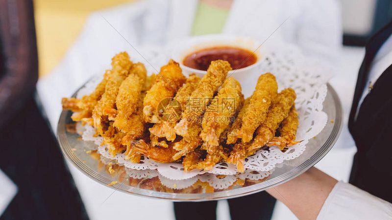 新手烘焙必备：粉类原料规格全解析